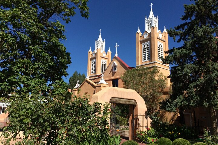 Albuquerque Private Tour: Plazas, History & Museums - Photo 1 of 6